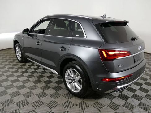 Used 2023 Audi Q5 2.0T Premium w/ Convenience Package AWD/4WD image 5