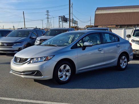 Used 2015 Honda Civic LX image 3