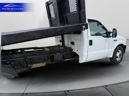 Used 2005 Ford F350 XL image 5