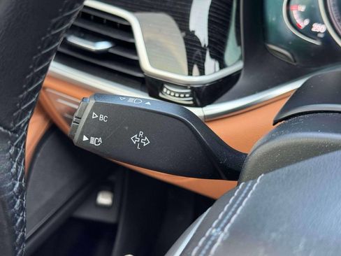 Used 2019 BMW 750i xDrive w/ Executive Package AWD/4WD image 24