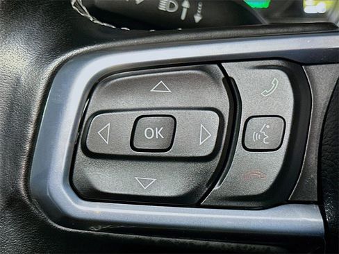 Used 2023 Jeep Wrangler Unlimited Sahara w/ Cold Weather Group image 27