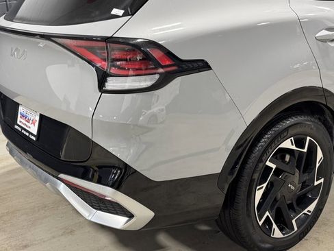 Used 2023 Kia Sportage SX image 17