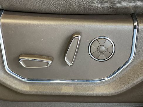 Used 2016 Ford F150 King Ranch w/ Equipment Group 601A Luxury image 15