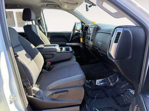 Used 2018 Chevrolet Silverado 1500 LT w/ All Star Edition image 19