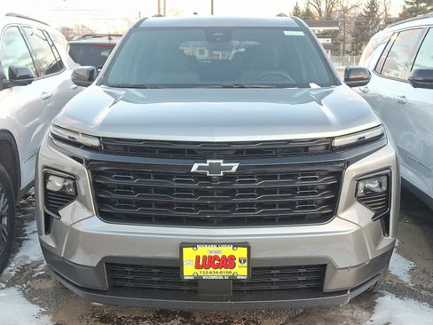 New 2026 Chevrolet Traverse LT w/ Midnight/Sport Edition image 2