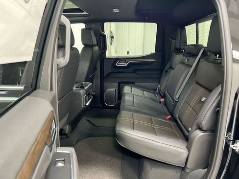 New 2026 Chevrolet Silverado 1500 High Country w/ Technology Package AWD/4WD image 24