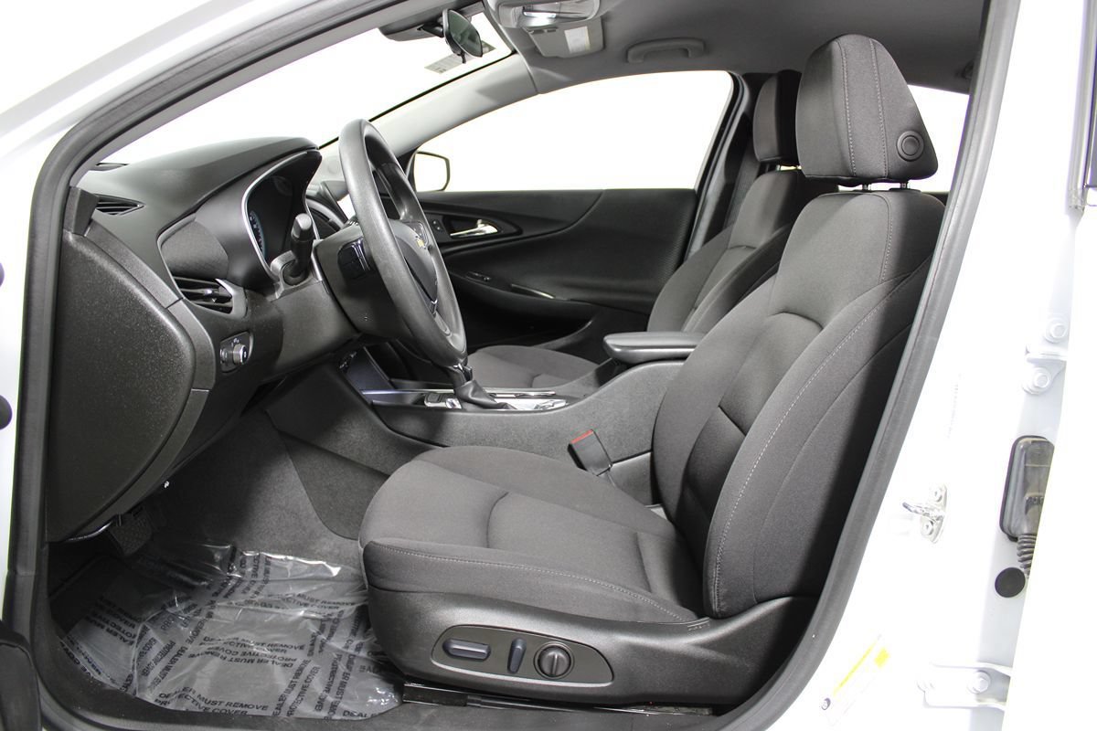 Used 2023 Chevrolet Malibu LT FWD image 10