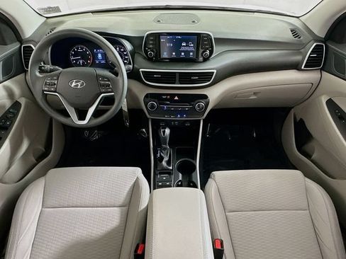 Used 2021 Hyundai Tucson SE FWD image 12