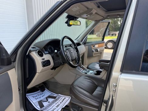 Used 2014 Land Rover LR4 HSE LUX AWD/4WD image 19