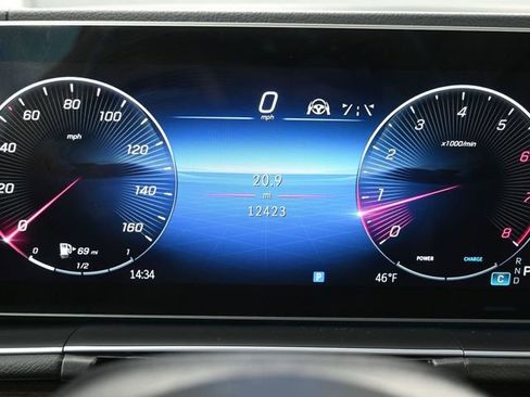 Used 2025 Mercedes-Benz GLS 450 4MATIC image 14