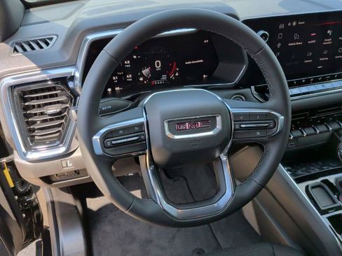 New 2026 GMC Canyon Elevation w/ Convenience Package RWD image 16