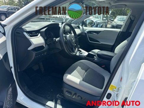Used 2022 Toyota RAV4 XLE w/ Convenience Package AWD/4WD image 7
