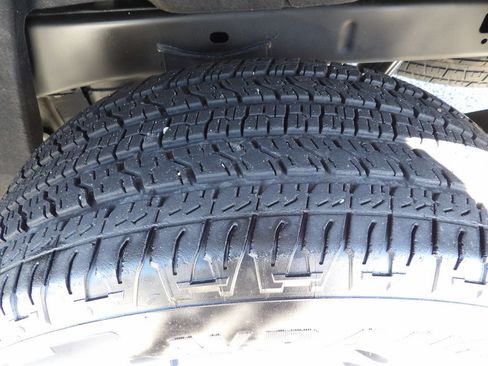 Used 2023 Chevrolet Colorado W/T image 49