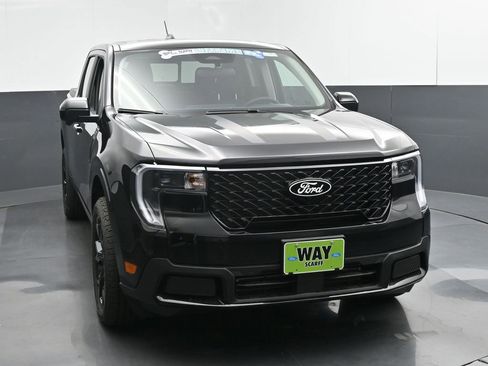 New 2025 Ford Maverick Lariat w/ Black Appearance Package AWD/4WD image 9