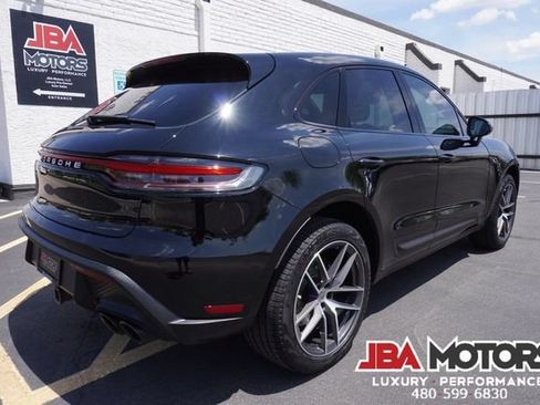 Used 2024 Porsche Macan AWD/4WD image 70