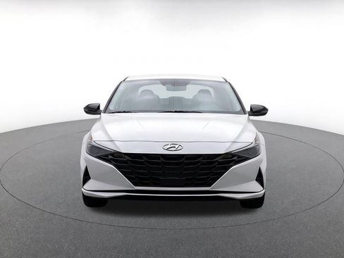 Used 2026 Hyundai Elantra Sport FWD image 2