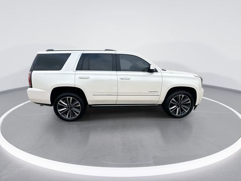 Certified 2015 GMC Yukon Denali w/ Premium Package AWD/4WD image 9