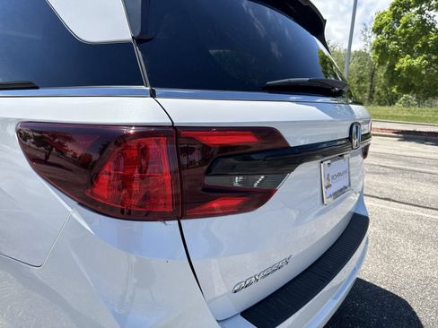 Used 2025 Honda Odyssey EX-L image 28