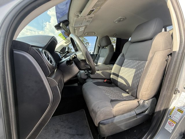 Used 2018 Toyota Tundra SR5 AWD/4WD image 9