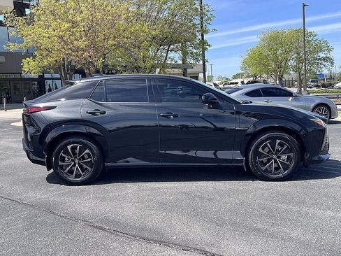 New 2026 Lexus RZ 350e 2WD image 2