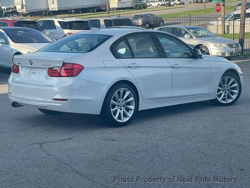 Used 2013 BMW 328i xDrive Sedan AWD/4WD image 21