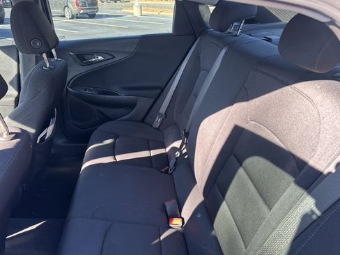 Used 2024 Chevrolet Malibu LS image 8