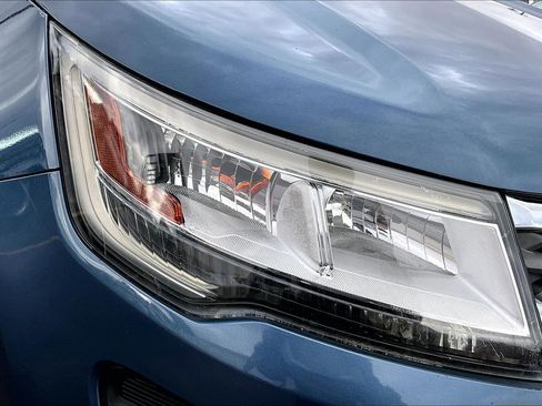 Used 2018 Ford Explorer FWD image 24