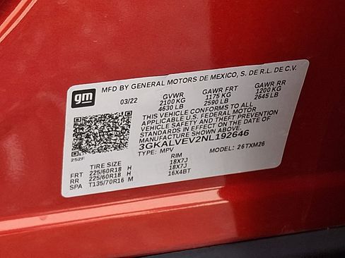 Used 2022 GMC Terrain SLT w/ Infotainment Package II AWD/4WD image 30