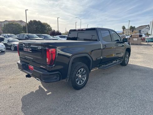 Used 2024 GMC Sierra 1500 AT4 w/ Technology Package image 5