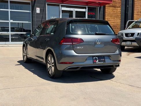 Used 2019 Volkswagen e-Golf SE w/ Driver Assistance Package FWD image 3
