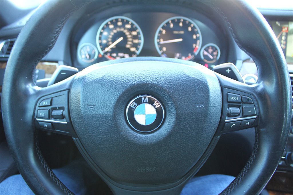 Used 2013 BMW 740Li RWD image 30