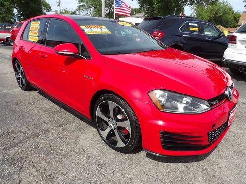 Used 2015 Volkswagen GTI S FWD image 3