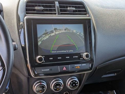 Used 2025 Mitsubishi Outlander Sport LE AWD/4WD image 19
