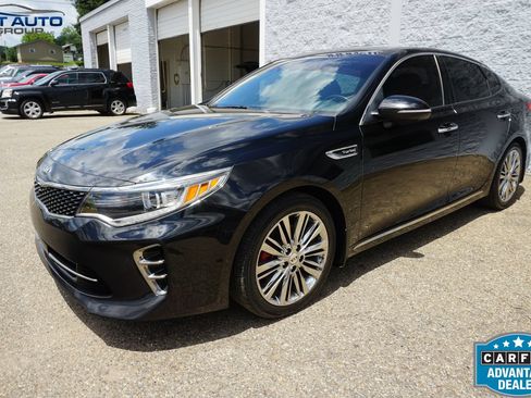 Used 2016 Kia Optima SX w/ Chrome Wheel Package FWD image 3