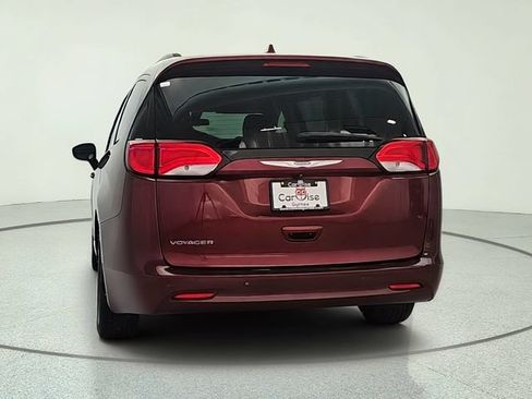 Used 2020 Chrysler Voyager LX w/ Cold Weather Group FWD image 5