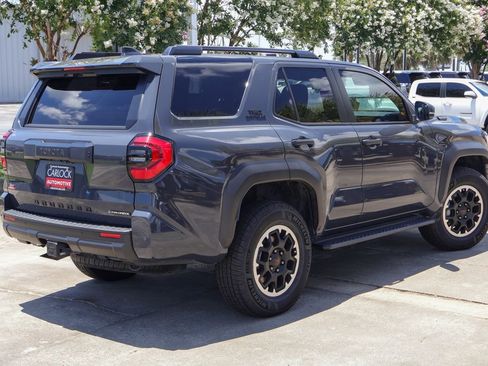 Used 2025 Toyota 4Runner TRD Off-Road AWD/4WD image 2