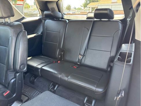 Used 2020 Chevrolet Traverse Premier w/ Redline Edition FWD image 20