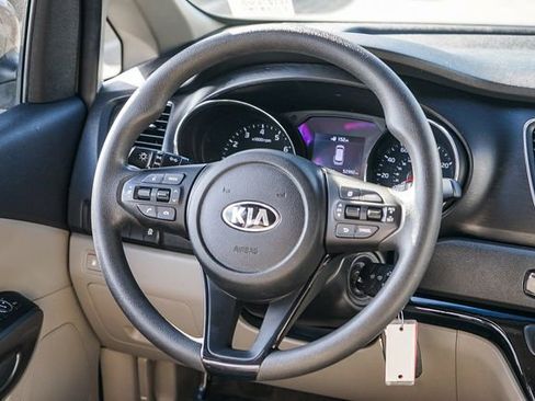 Certified 2020 Kia Sedona LX image 16