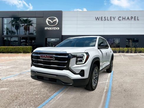 Used 2026 GMC Terrain Elevation FWD image 1