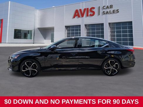 Used 2025 Nissan Altima 2.5 SR FWD image 10