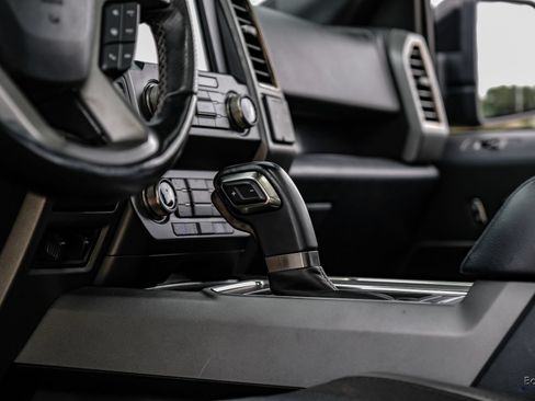 Used 2019 Ford F150 Raptor w/ Equipment Group 802A Luxury AWD/4WD image 56