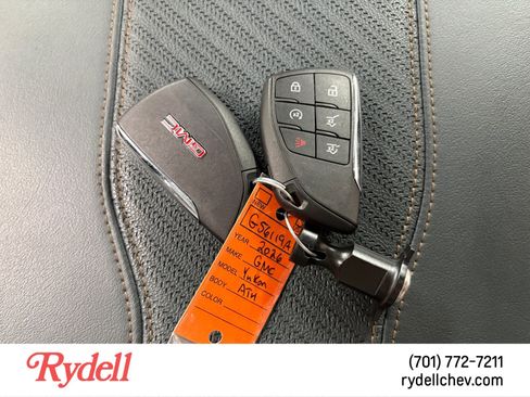 Used 2026 GMC Yukon AT4 AWD/4WD image 22