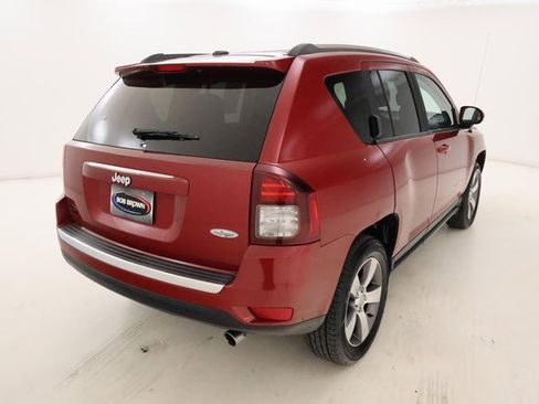 Used 2016 Jeep Compass High Altitude image 3