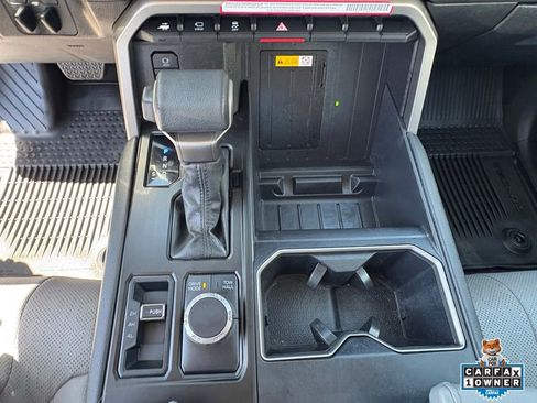 Used 2024 Toyota Tundra Limited AWD/4WD image 23