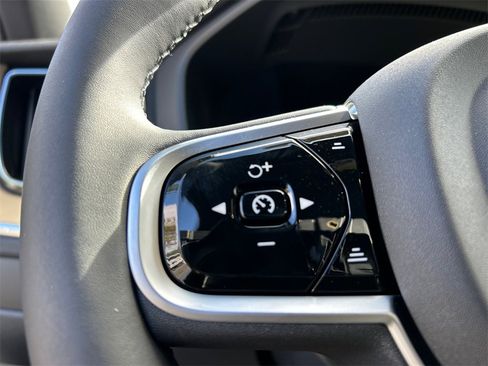 New 2026 Volvo XC60 B5 Plus w/ Protection Package Premier image 14