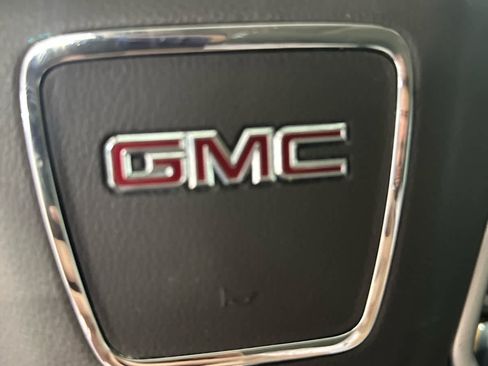 Used 2018 GMC Sierra 1500 SLT w/ SLT Premium Package image 26