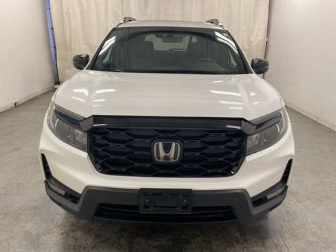 Used 2022 Honda Passport Elite image 2