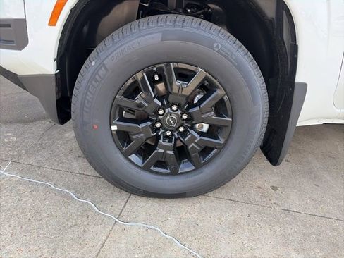 New 2026 Nissan Frontier SV w/ SV Convenience Package RWD image 8