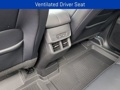 New 2027 GMC Terrain Elevation w/ Elevation Premium Package AWD/4WD image 33