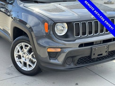 Used 2023 Jeep Renegade Latitude image 7